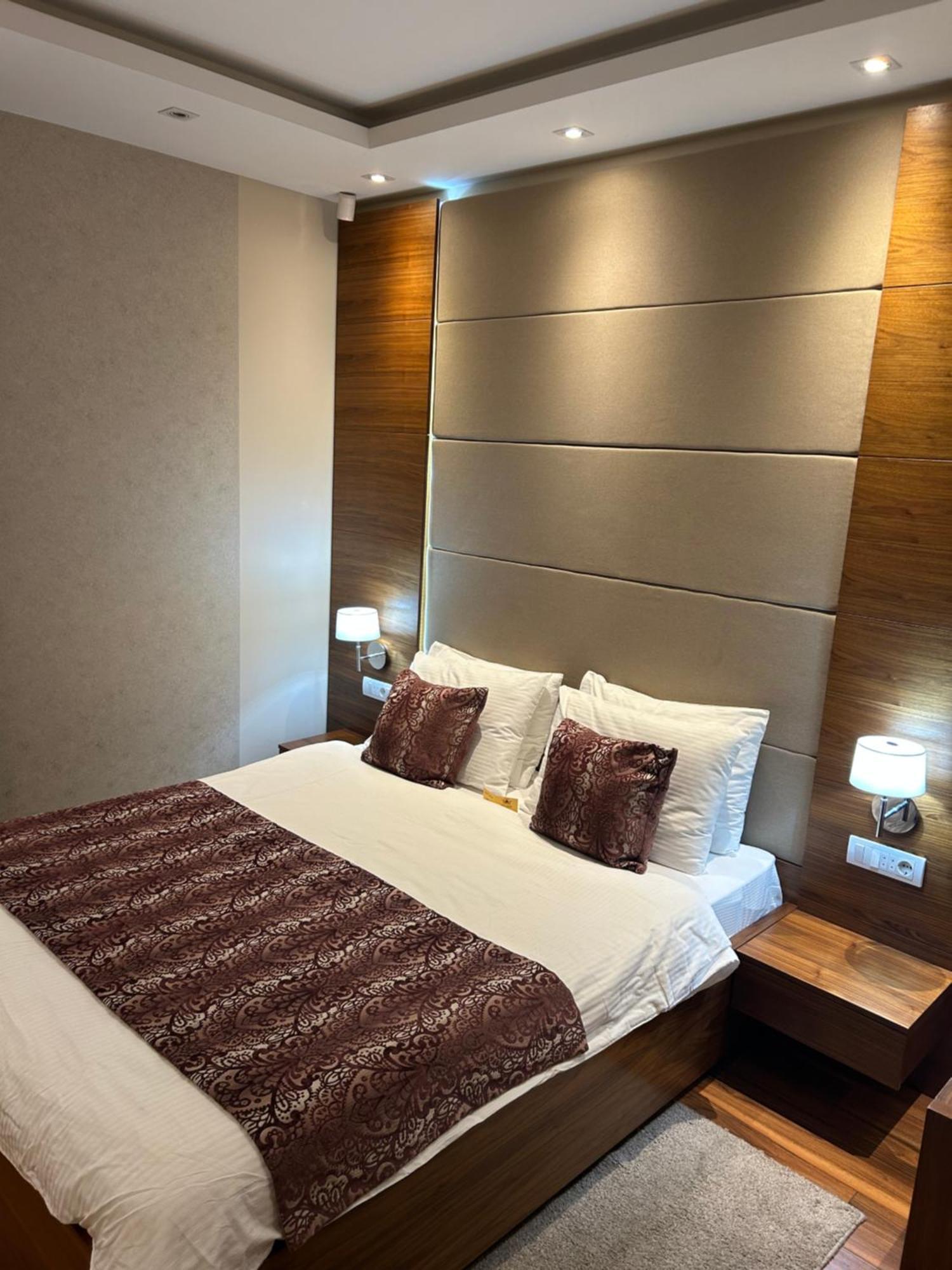 Nv Luxury & Belgrad