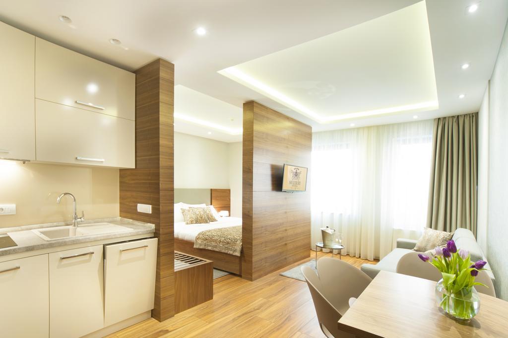 Nv Luxury & Belgrad
